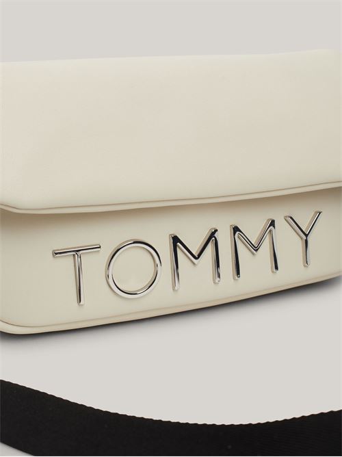 TJW BOLD ELONGATED FLAP CROSS. TOMMY HILFIGER | AW0AW16258/ACG